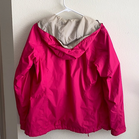 Columbia OMNI-TECH Rain Jacket - Picture 2 of 5